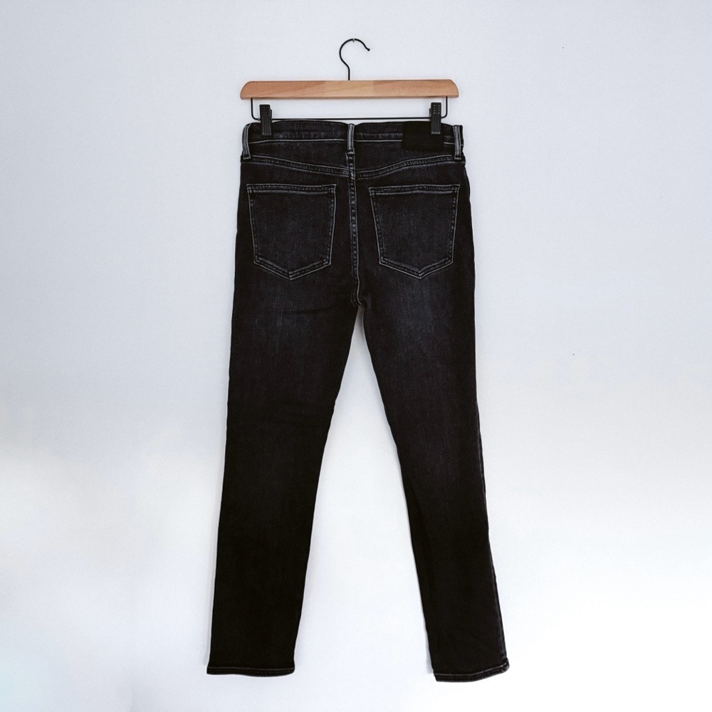 Aritzia Denim Forum Black Mid Rise Lola Skinny Jean - Size 27 - Picture 2 of 8
